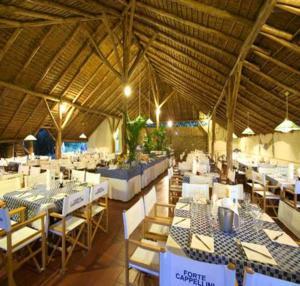 Club Village Forte Cappellini Baja Sardinia Exterior photo